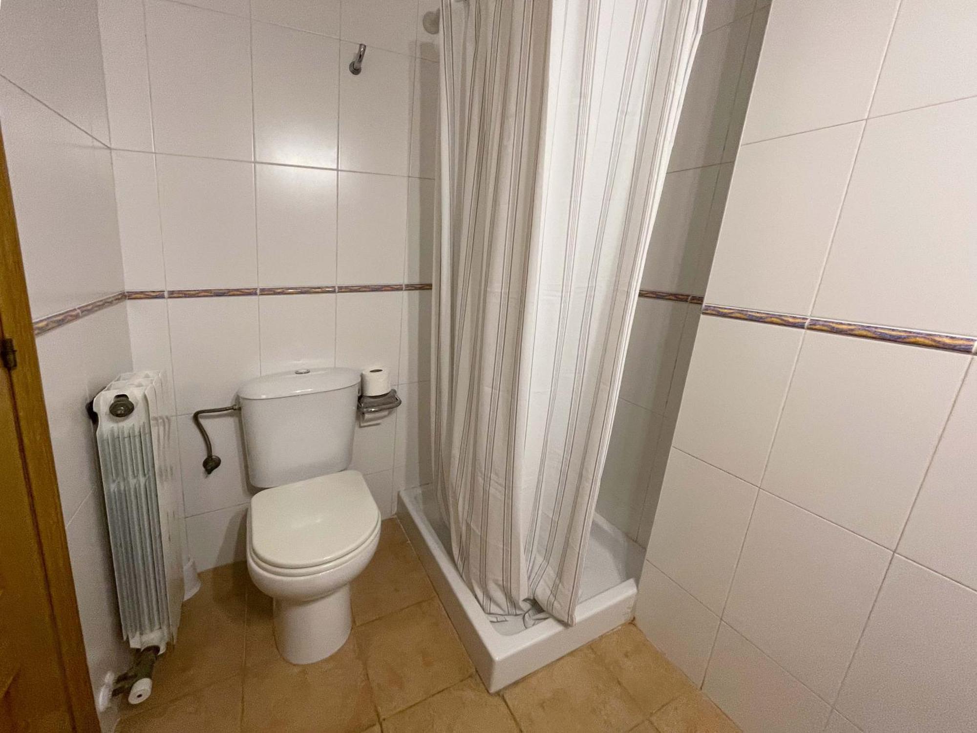 Apartamentos El Pilar Suites 3000 Сарагоса Экстерьер фото