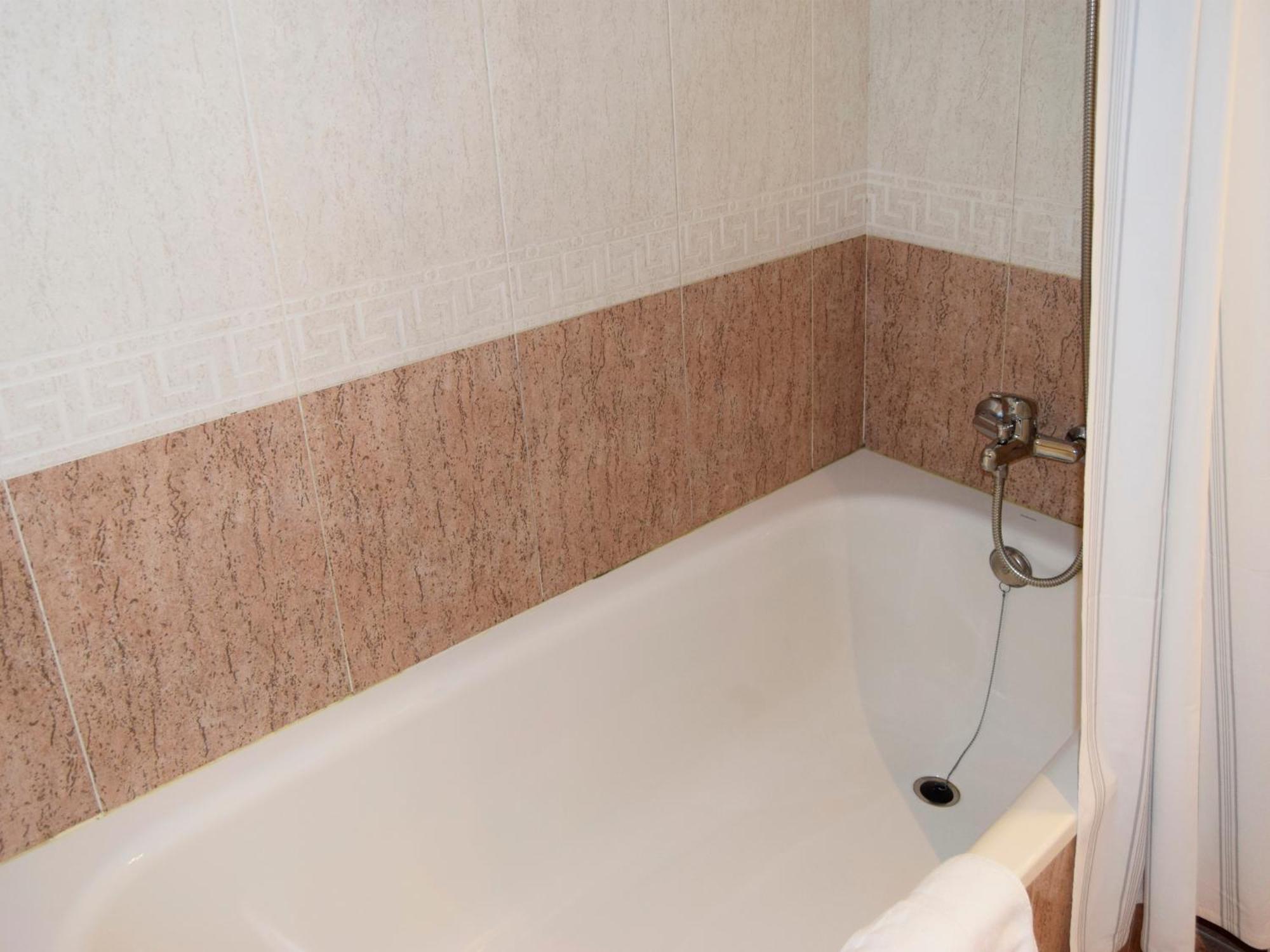 Apartamentos El Pilar Suites 3000 Сарагоса Экстерьер фото
